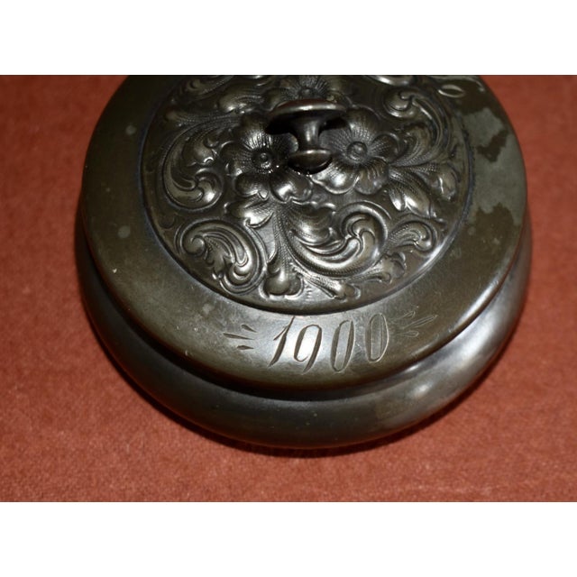 Victor Silver Co Box Antique Silver Plate Collar Button Engraved Brewmasters For Sale - Image 16 of 16