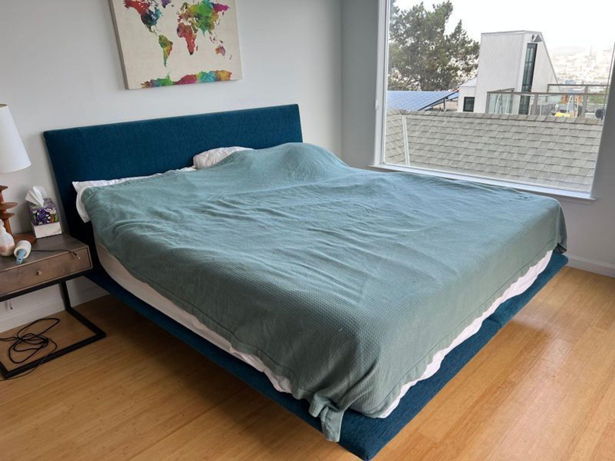 Room & Board Hanson Blue Upholstered King Size Frame
