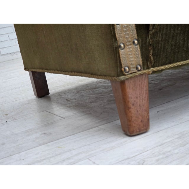 Mid-Century Modern Danish 2-Seater Sofa in Green Velour and Oak, 1970s For Sale - Image 3 of 18