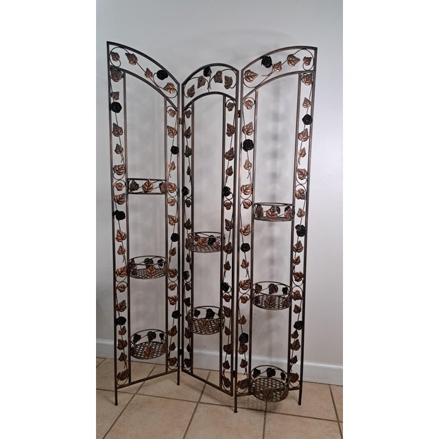 Mid 20th Century VTG Italian Gold Metal Grape Vine Folding Planter 3 Dividers Hollywood Regency For Sale - Image 5 of 17