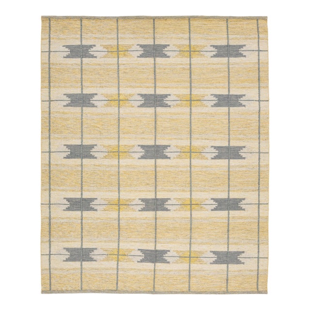 Swedish Style Flat-Weave Wool Rug in Warm Gold, Soft Grey, and Ivory Geometric For Sale