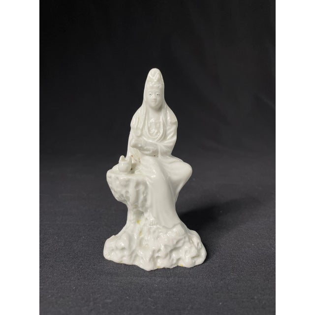 19th Century Chinese Blanc De Chine Guanyin For Sale In Chicago - Image 6 of 6