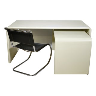 Space Age Nesting Desk in Fiberglass, 1970s, Set of 2 For Sale