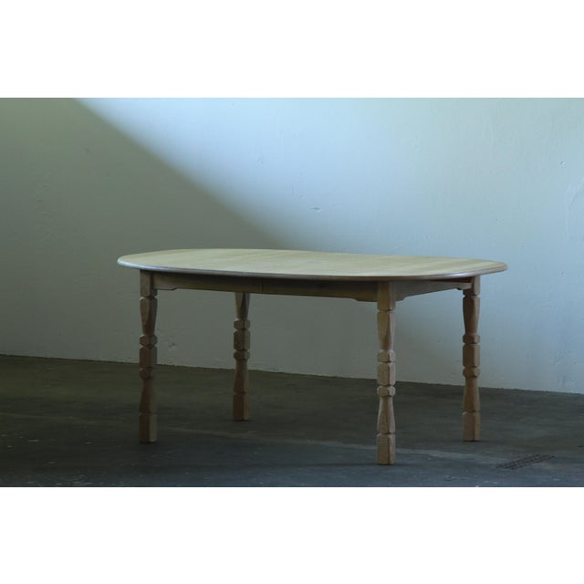 Vintage Scandinavian Oak Extendable Dining Table with Two Leaves in the style of Henning Kjærnulf, 1960s For Sale - Image 11 of 18