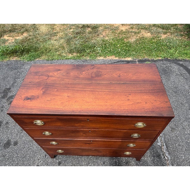 MidEarly 19th C. American Mid-Atlantic Four Drawer Chest in the Federal Federal Style For Sale - Image 4 of 14