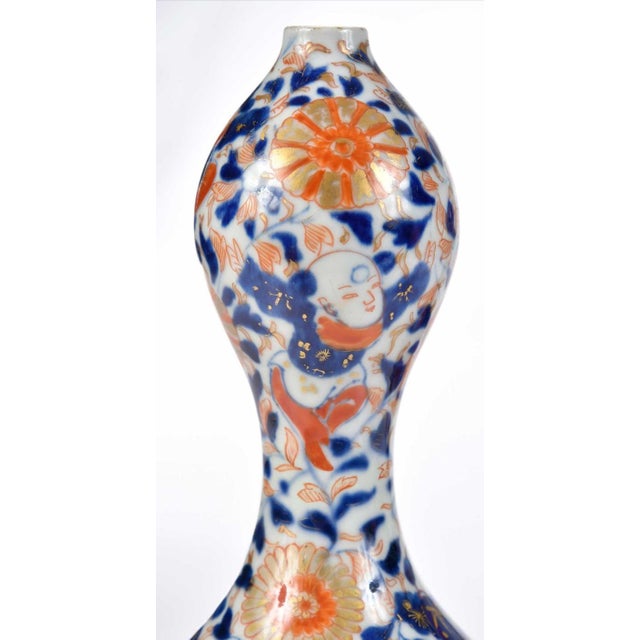 Mid 20th Century Pair of Japanese Imari Double Gourd Vases For Sale - Image 4 of 6
