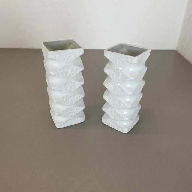 Original Porcelain Op Art Vases by Royal Bavaria KPM, Germany, 1970s, Set of 2 For Sale - Image 3 of 18
