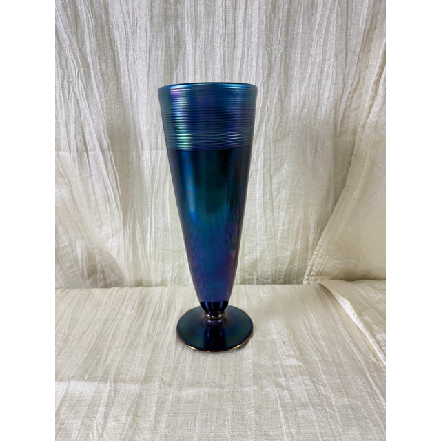 1991 Orient & Flume Peacock Blue Iridescent Pedestal Art Glass Vase For Sale - Image 10 of 10