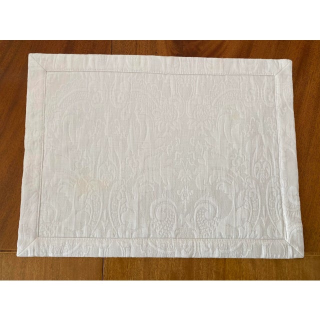Late 20th Century Waterford White Tableware Linens Placemats and Napkins Set- 14 Pieces Vintage Excellent Condition. For Sale - Image 5 of 11