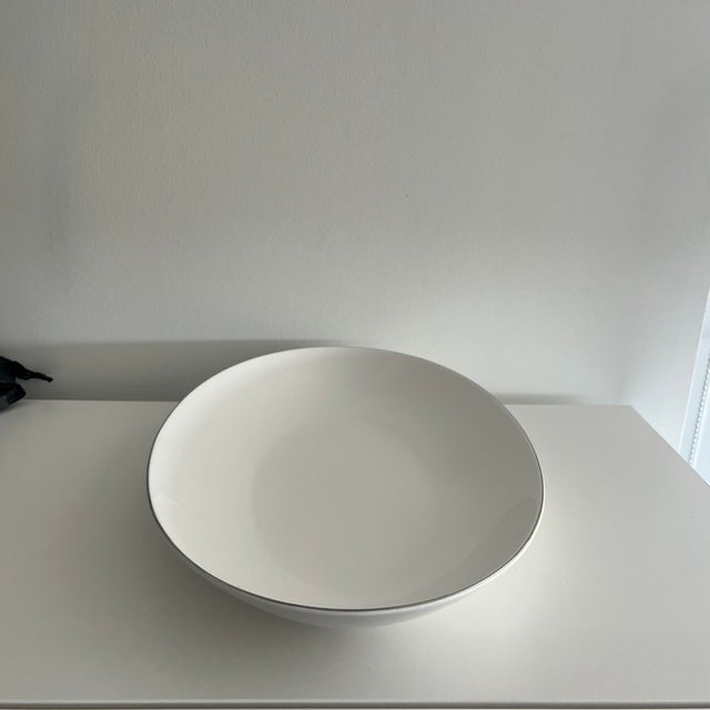 Mid-Century Modern 1980s Nikko "Deva" Platinum Rim Oval Platter Fine Bone China For Sale - Image 3 of 5
