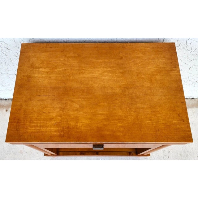 Wood 1980s Hickory White Genesis Collection Biedermeier Nightstand Side Table For Sale - Image 7 of 18