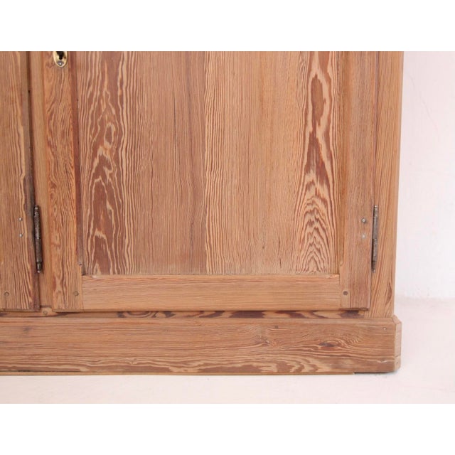 Large Pine Display Cabinet, 1930s For Sale - Image 14 of 18