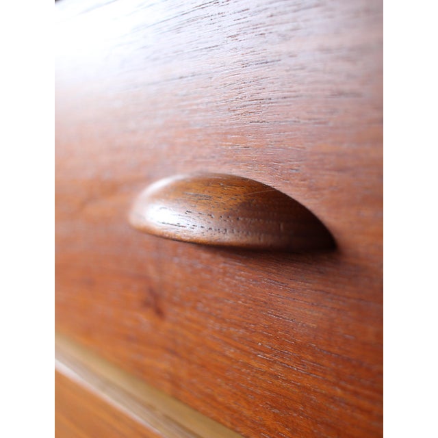 Wood Vintage Danish Chest of Drawers in Teak, 1960s For Sale - Image 7 of 8