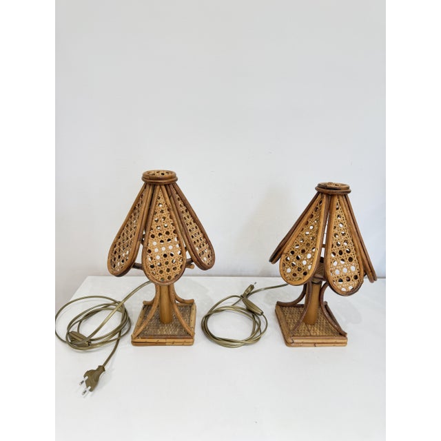 Mid-Century Modern Rattan and Bamboo Bedside Lamps, 1960s, Set of 2 For Sale - Image 3 of 9