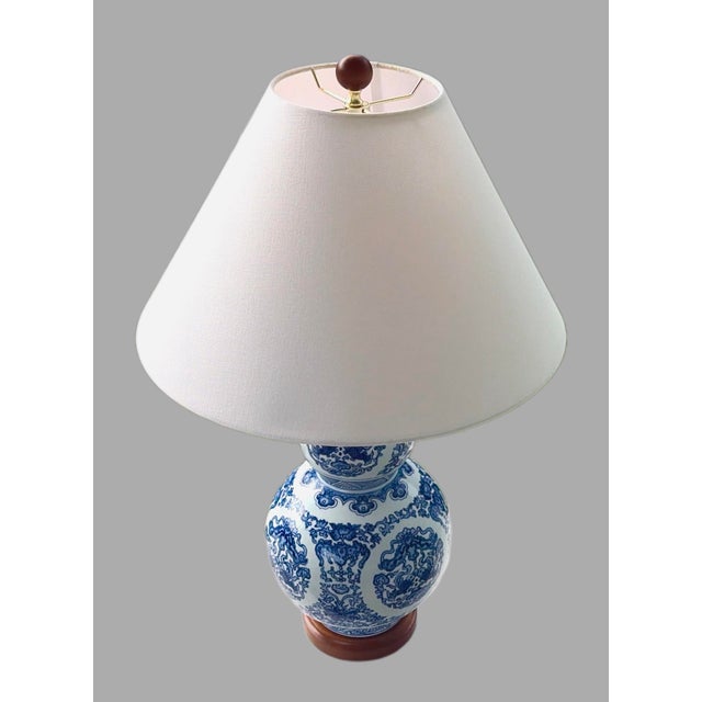 Chinoiserie Ralph Lauren Blue and White Double Gourd Porcelain Lamp For Sale - Image 3 of 8