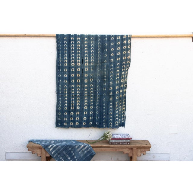 Vintage Malinke African "Gao Crescent" Indigo Throw For Sale In Los Angeles - Image 6 of 6