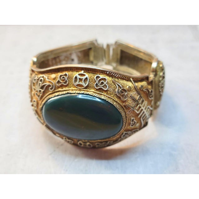 Vintage Chinese Export Filigree Gilded Silver Bracelet With Bloodstone Cabochon For Sale - Image 4 of 10