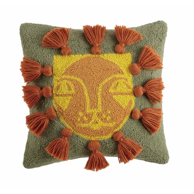 Leo with Tassels Hook Pillow