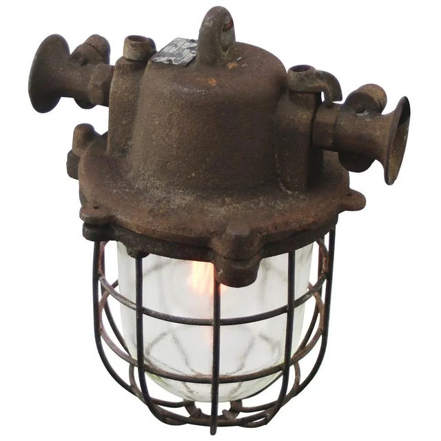 Industrial pendant lamp Cast iron, clear glass E27 / E26 Up to 250V (Europe/UK Standard).The wiring of this item may be...