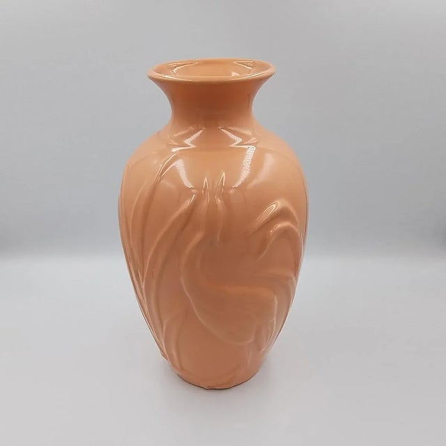 Haeger 1970s Gorgeous Vase by Haeger in Ceramic. Made in Usa For Sale - Image 4 of 7