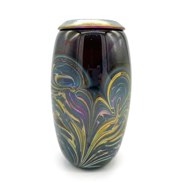Contemporary Vintage Signed Hawaiian Studio Art Glass Vase – Iridescent Pulled Feather Swirl – Contemporary, Modern Organic For Sale - Image 3 of 10