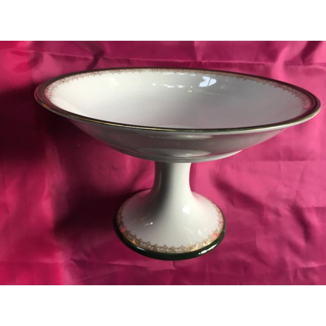 A porcelain cake bowl from the 19th century. Moritz Zdekauer, Austria. Well preserved. Dimensions: diameter 24.3 / 15...