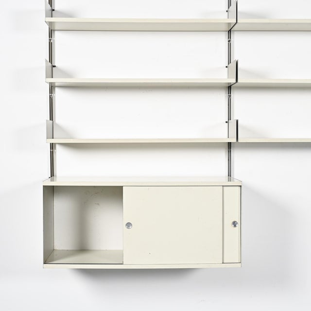 1970s Wall-Mounted Bookcase 606 by Dieter Rams for Vitsoe, 1970 For Sale - Image 5 of 16