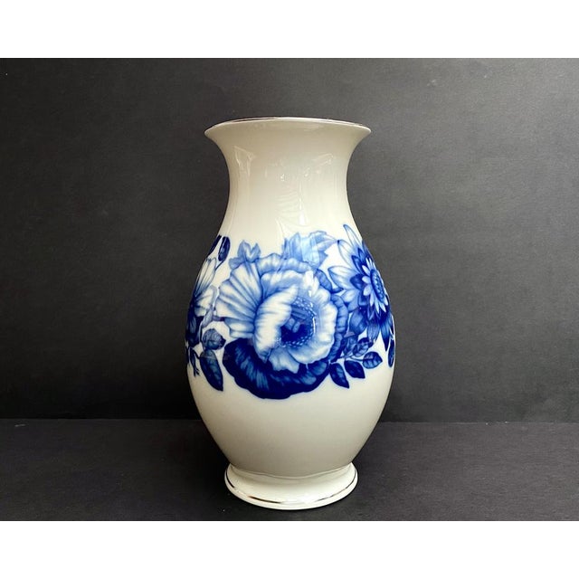 German Ivory White Blue Porcelain Vase from KPM Bavaria German, 1950s For Sale - Image 4 of 7