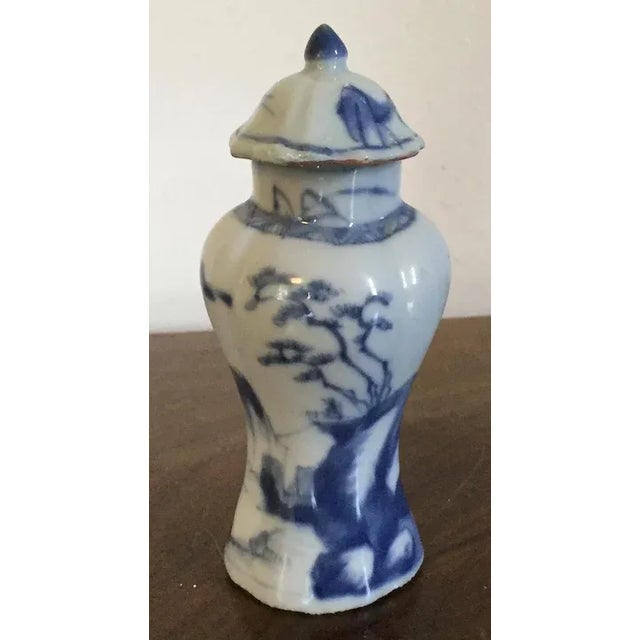 Chinese 18th Century Chinese Kangxi Porcelain Blue & White Landscape Vase & Cover For Sale - Image 3 of 11