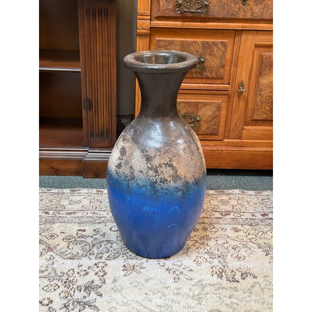 Abstract Ombre Ceramic Vase, Small For Sale - Image 9 of 12