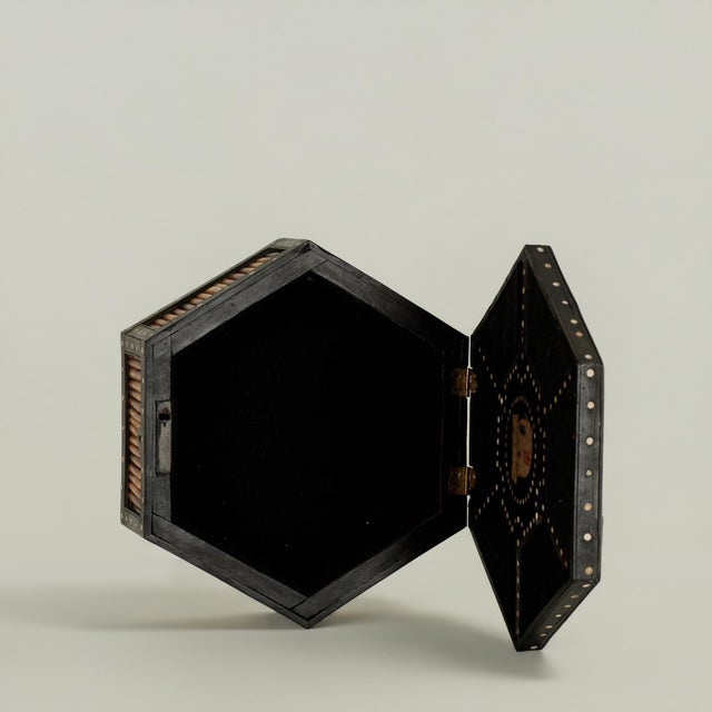 Antique Anglo Indian Quill Box For Sale - Image 12 of 13
