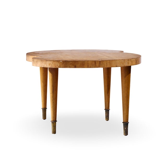 Tommi Parzinger Tommi Parzinger Mid Century Free Form Mahogany and Brass Curved Coffee Table For Sale - Image 4 of 9