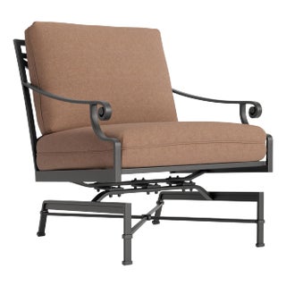 Brown Jordan Venetian Motion Lounge Chair, Textured Pewter frame with Fusion Clay fabric For Sale