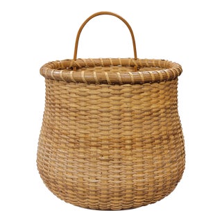 Vintage Nantucket Basket by R. L. Webber For Sale