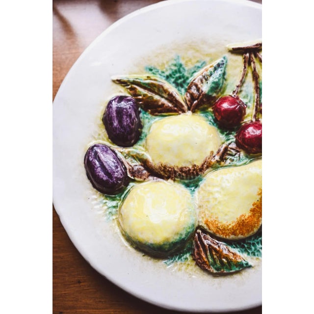 Vintage Italian Maiolica Decorative Plates, Set of 2 For Sale - Image 5 of 12