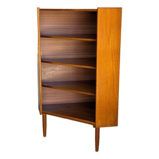 Vintage Teak Corner Cabinet With 3 Open Shelves and Tapered Legs Denmark 1960s For Sale