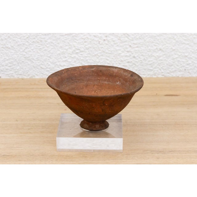 19th Century Pre-Columbian Terracotta Pottery Round Bowl For Sale - Image 5 of 6