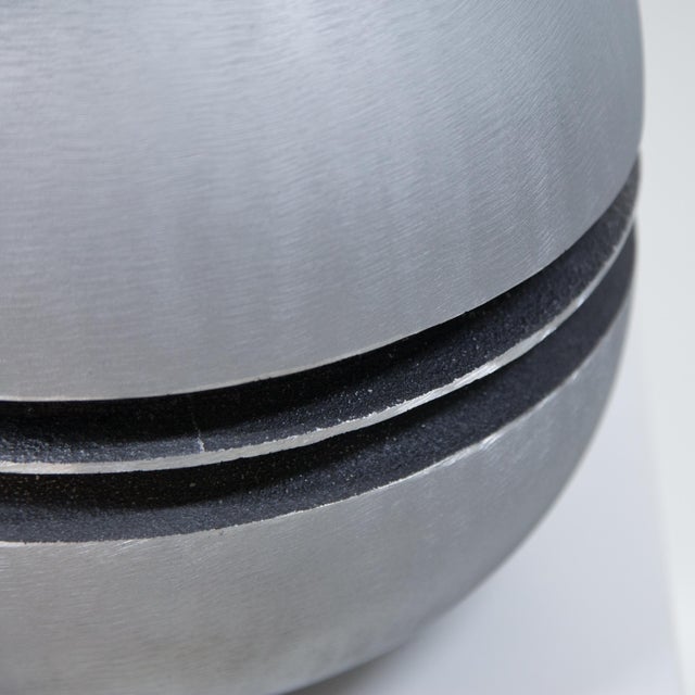 1970s Modernist Round Vase by Artist Lorenzo Burchiellaro For Sale - Image 11 of 18