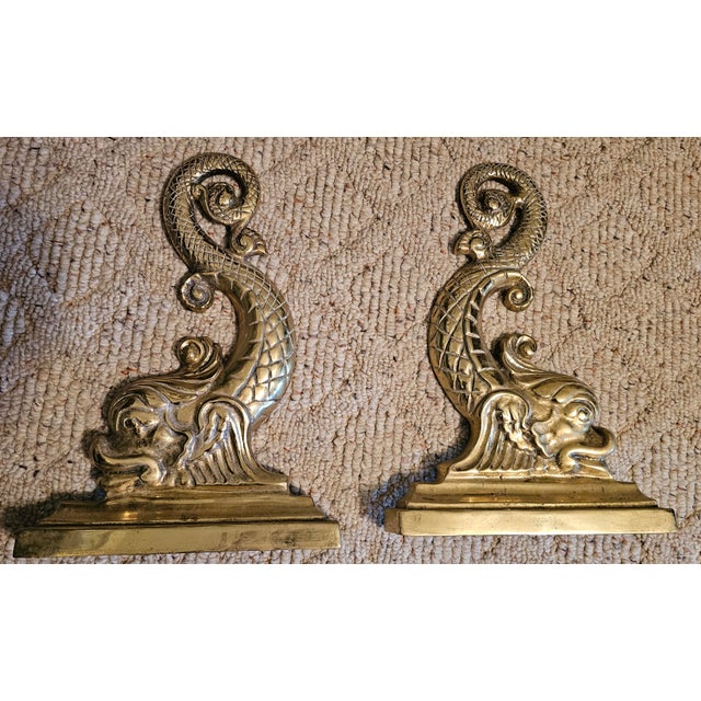 Mid-Century Modern Harvin Brass Dolphin Andirons & Solid Brass Fireplace Fender Rail Virginia Metal For Sale - Image 3 of 4