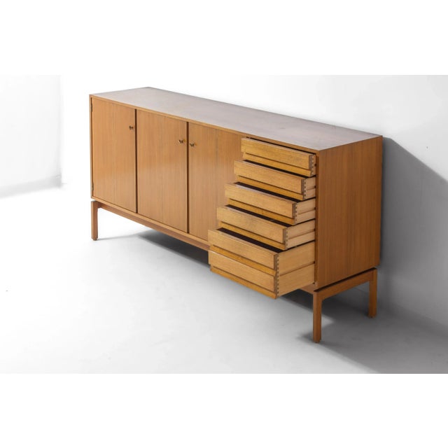 Minimalist Abstracta Sideboard in Beech by Jos de Mey for Van den Berghe-Pauvers, Belgium, 1960s For Sale - Image 4 of 13