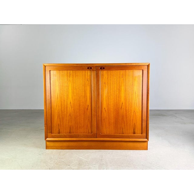 Mid-Century Modern Small Mid-Century Chest of Drawers in Teak by H. W. Klein for Bramin, 1960s For Sale - Image 3 of 9