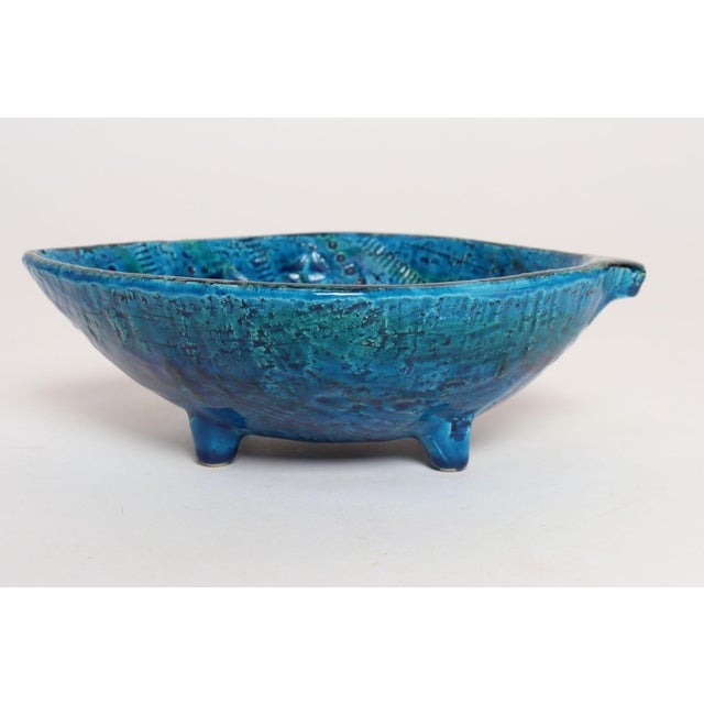 Mid-Century Modern Italian Rimini Blu Glazed Leaf-Form Ceramic Vide Poche by Aldo Londi for Bitossi For Sale - Image 3 of 18