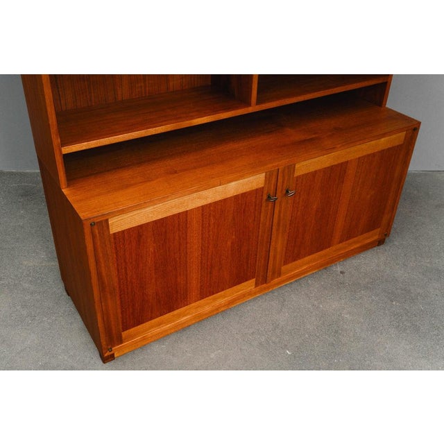 Mid-Century Bookcase in Teak and Pine For Sale - Image 9 of 18