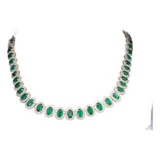 23.90 Ct Natural Emerald & Diamond Necklace Platinum For Sale