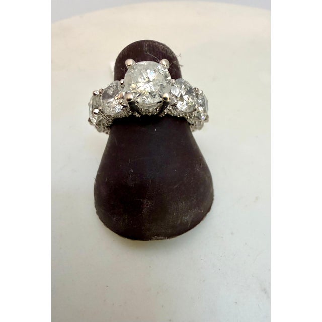 1 Carat Center & Ten 30 Pointer Diamond Band 14 Karat White Gold Engagement Ring For Sale - Image 4 of 7