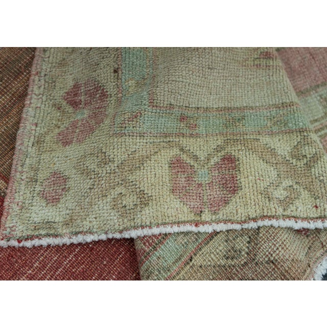 Turkish Vintage Rug 4'8" x 7'4" #20685 For Sale In Houston - Image 6 of 8