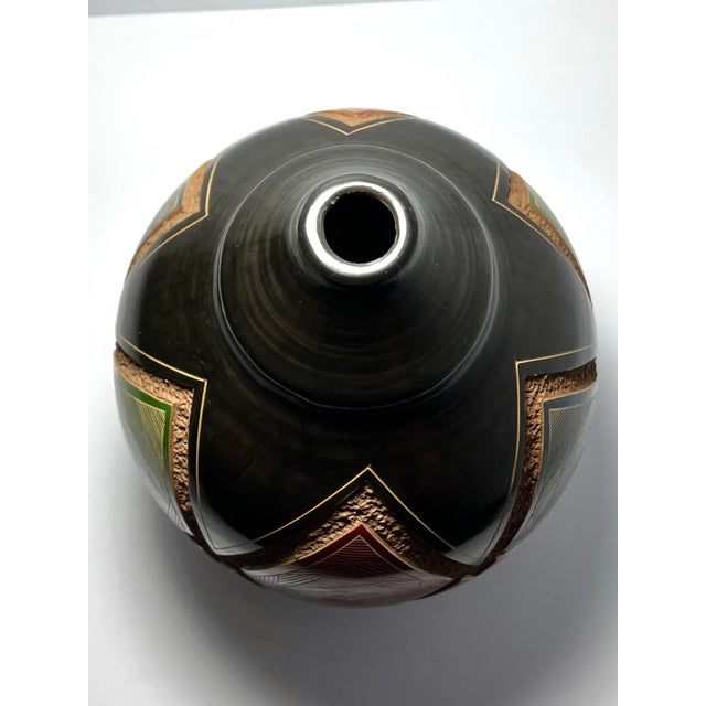 Black Romeo Gallegos Nicaraguan Latin American Handmade Studio Pottery Vase For Sale - Image 8 of 10