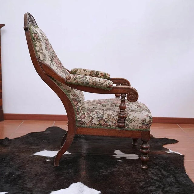 Antique Armchair in Walnut, 1800 For Sale - Image 6 of 11