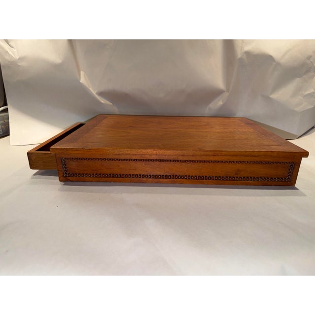 Early 19th Century Connecticut Portable Lap Desk With Drawer For Sale In Los Angeles - Image 6 of 12