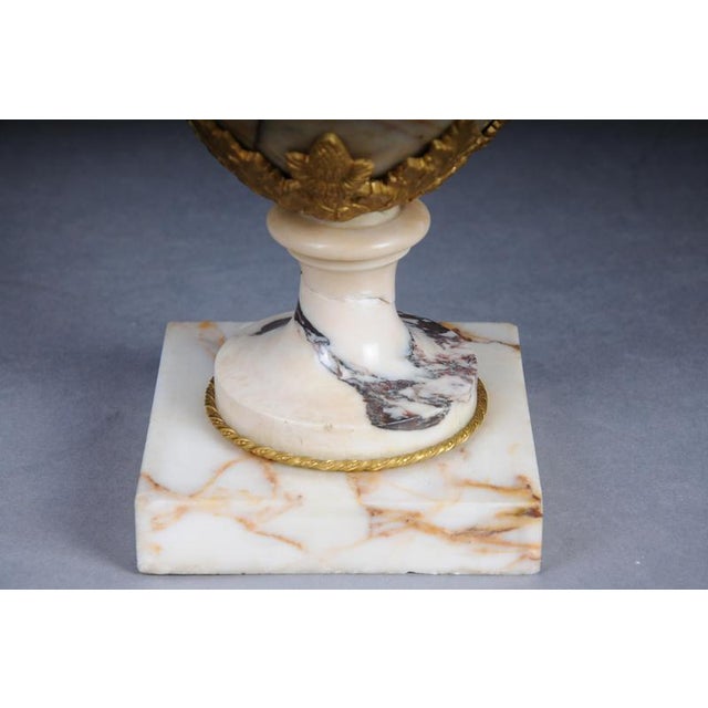 French Ornate Rams Head Potpourri Vase in Marble with Bronze For Sale - Image 14 of 18
